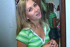 国产chineos娇小交14 Porn